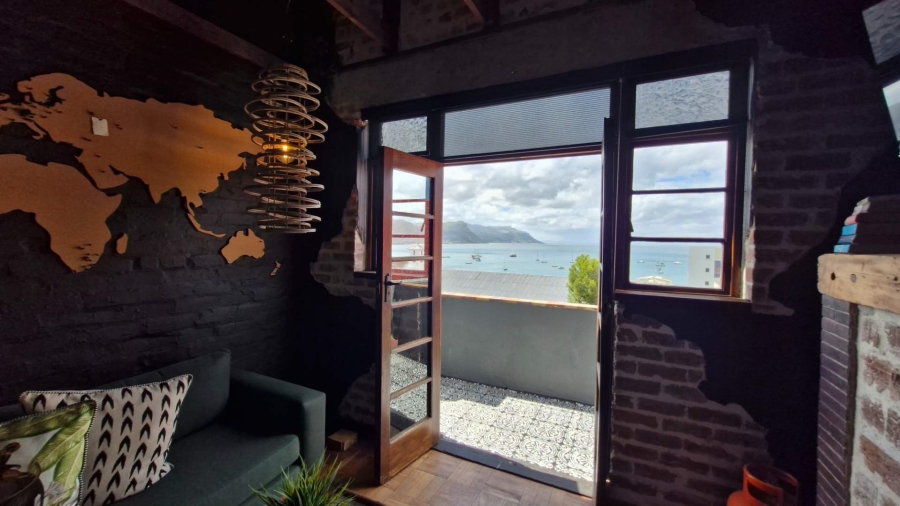 To Let 2 Bedroom Property for Rent in Simons Town Western Cape